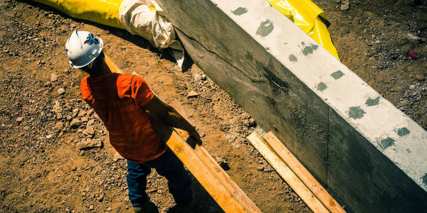 Ingeniería fundaciones muros de contención en el Garraf